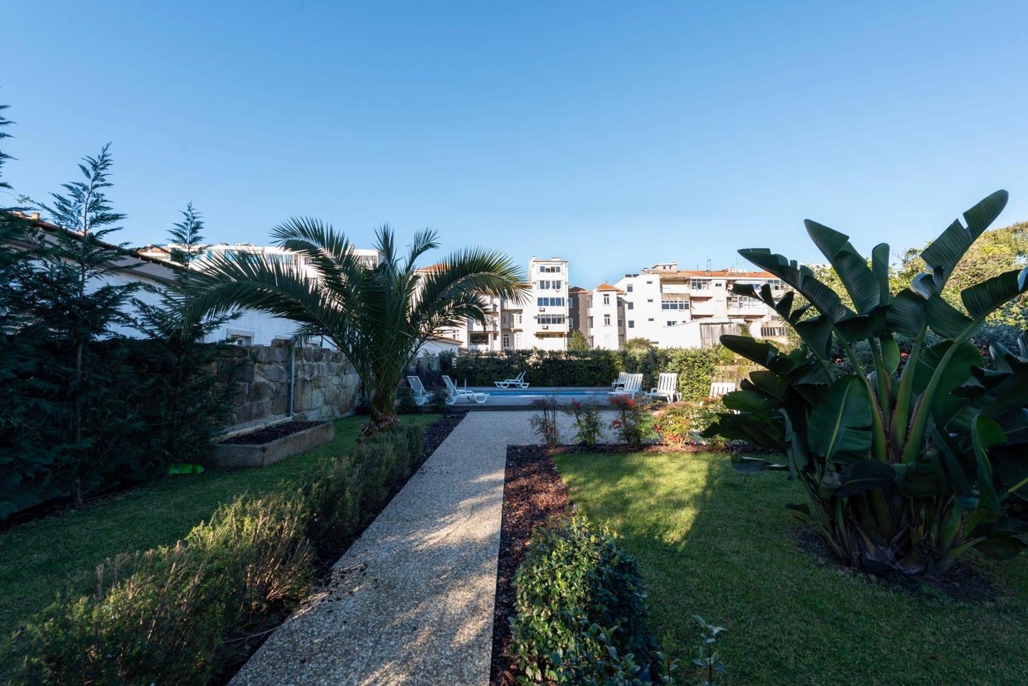 Exotic Flat With Shared Pool & Garden Apartment Porto Exterior photo