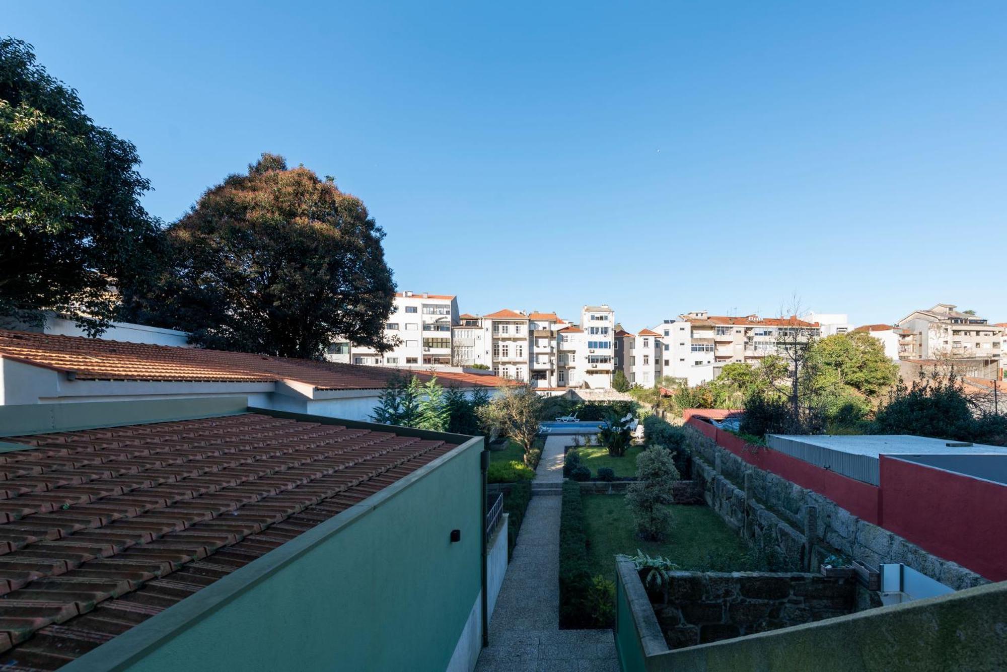Exotic Flat With Shared Pool & Garden Apartment Porto Exterior photo