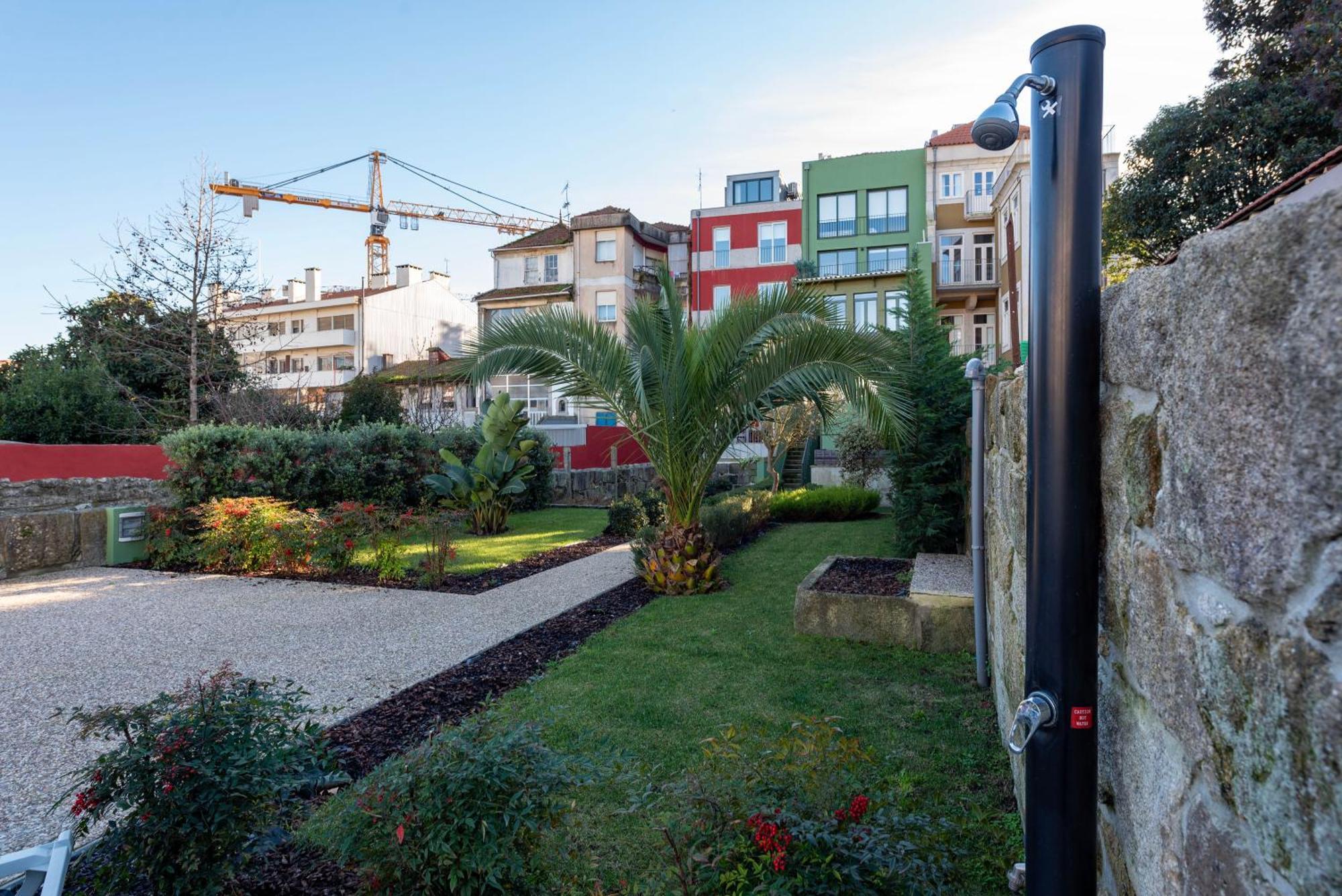 Exotic Flat With Shared Pool & Garden Apartment Porto Exterior photo